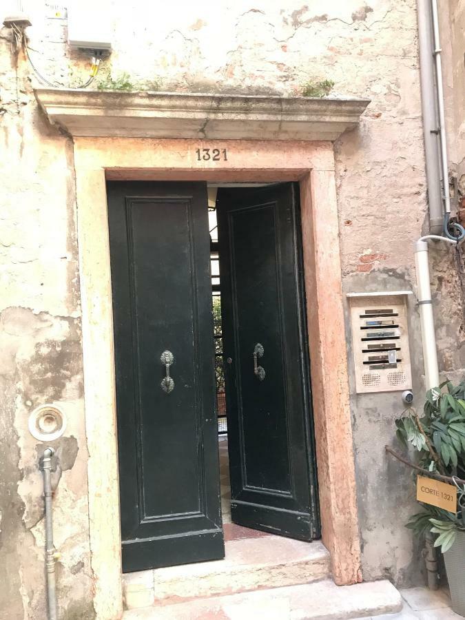 Ca' Bernarda Apartamento Veneza Exterior foto
